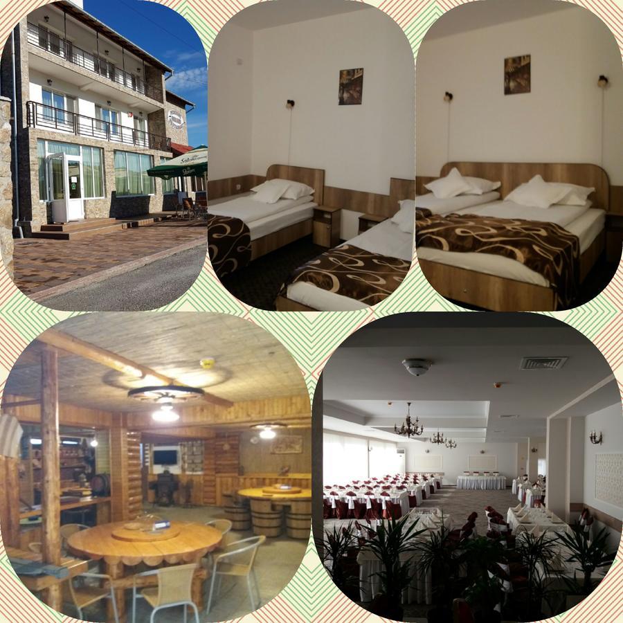 Mioveni Hotel Raxand Residence מראה חיצוני תמונה